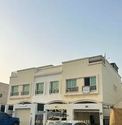 PRIME LOCATION IN MIRDIFF 4 B/R VILLA AVAILABLE