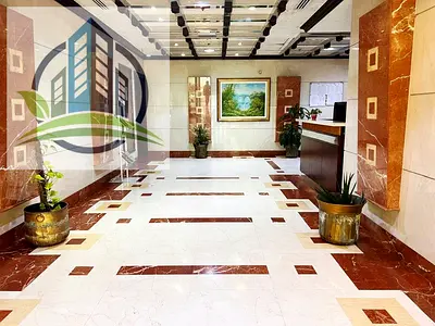 Chiller Free--2Bhk +Maidsroom-Close to Metro station DCC