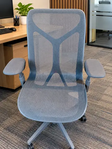 Herman Miller Mesh Office Chair with Adjustable Armrests (Grey)