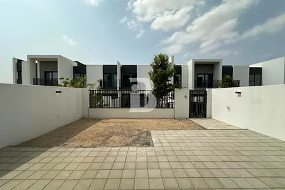 LOWEST PRICE | VACANT | NEAR POOL