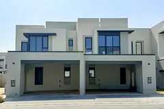 SPACIOUS 4BR VILLA | SINGLE ROW | FAMILY LIVING