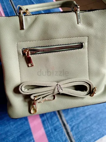 Hand bag