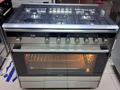 Siemens New Model Digital Full Gas Cooker. 90Cm. Made Italy.