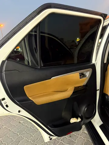 صورة مصغرة 16 لـ 2017 Toyota FORTUNER
