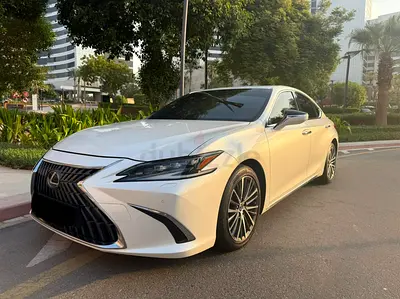 Lexus ES 350 Prestige 2023 | GCC | Accident-Free | Only 35,000 KM