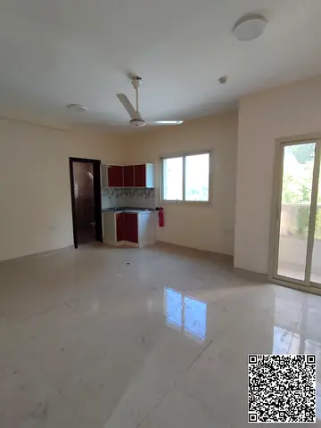 Annual studio, spacious, first occupant