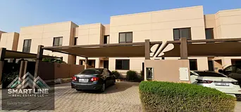4 BED PLUS VILLA AVAILABLE WITH MASTER ROOM AND WARDROBES READY TO MOVE AT PRIME LOCATION AL ZAHIYA