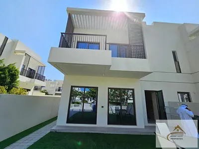 VIP 3Bhk Fully Furnished villa in front of Corniche