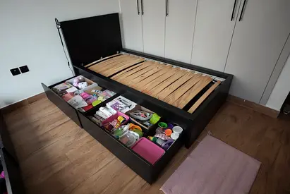 MALM IKEA single bed with drawers- As NEW
