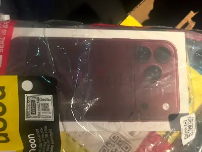 i phone 18 pro max new - box not opened - middle east version - 256