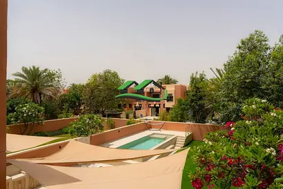 Renovatad With Pool | Fully Furnished | Vacant Now