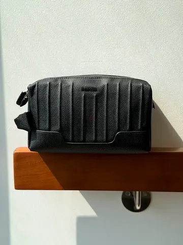 RIMOWA NEVER STILL- LEATHER Toiletry Bag Black