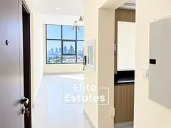 Vacant | Modern Living | Pool, Gym & Balcony
