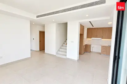 Negotiable for 1 Cheque | Huge Plot | 4BHK+Maid
