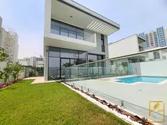Private pool | Vacant | Landscaped Garden