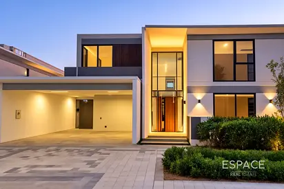 Best Location | Park Backing | Big Plot