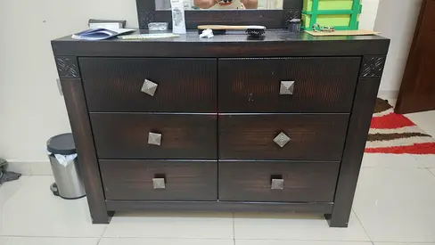 Dark Brown 6-Drawer Dresser with Large Mirror – Bedroom Dressing Table