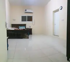 Rooms rent available for executive bachelors