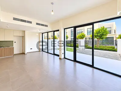 Corner 4BR+Maid | Spacious Family Home