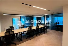 Vacant | near metro | DMCC license