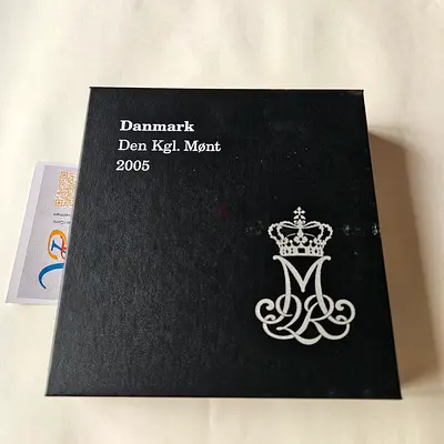 2005 Denmark Den Kgl. Mønt Official Coin Set - Mint Boxed 7 pieces coin with 1 piece silver Medal