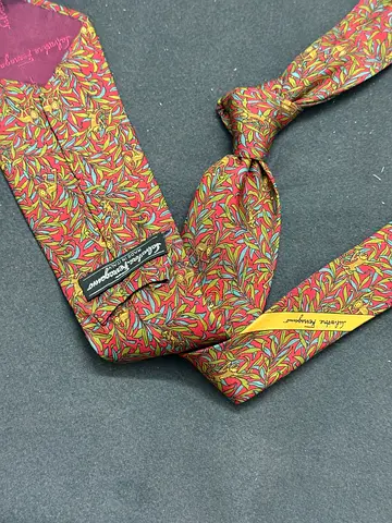 Salvatore Ferragamo silk tie - multicolor leaf pattern