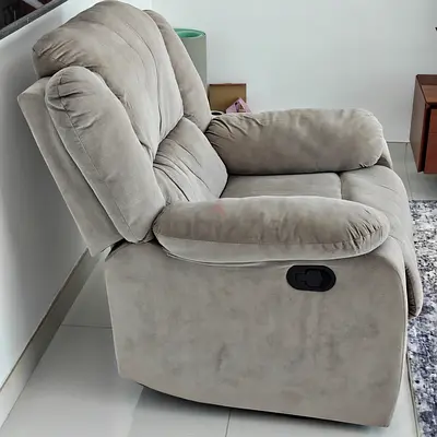 Light grey single-seater and double-seater recliner armchair set - good condition