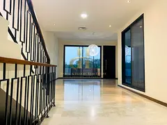 SPACIOUS | WELL MAINTAINED | PARK FACING