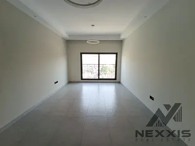 Specious Layout – Family Home – Close Kitchen