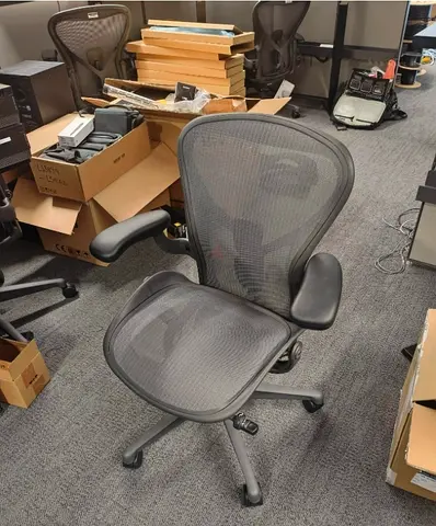 Remastered Version Herman Miller Aeron Office Chair Fully Options Excellent Condition