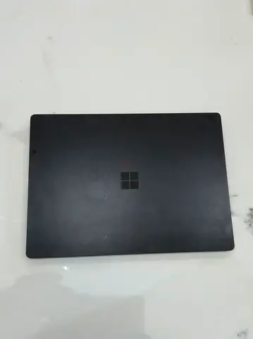 Surface laptop 3 15" with 2 gb graphic card