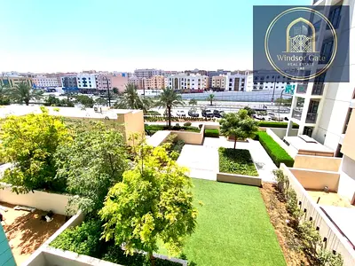 “Modern Apartment | Prime Location | Family-Friendly Community”