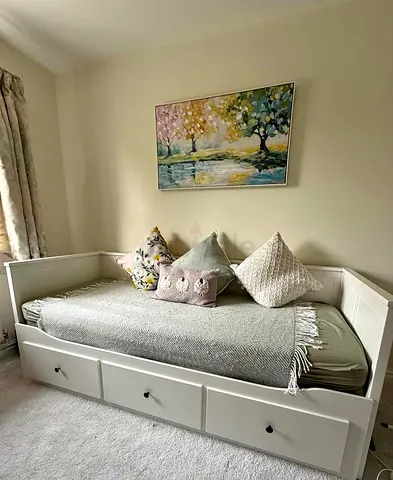 ikea hemnes daybed with 2 mattresses - great condition