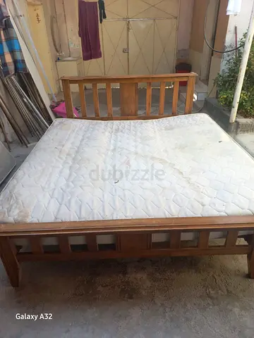1 big bed with mattress 450 Aed Negotiable julan Rak