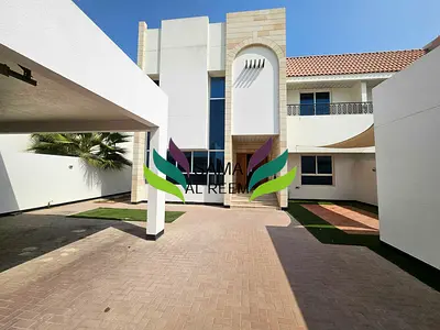 Spacious 5Bed+Maid Villa With Small Garden In Umm Suqeim 1