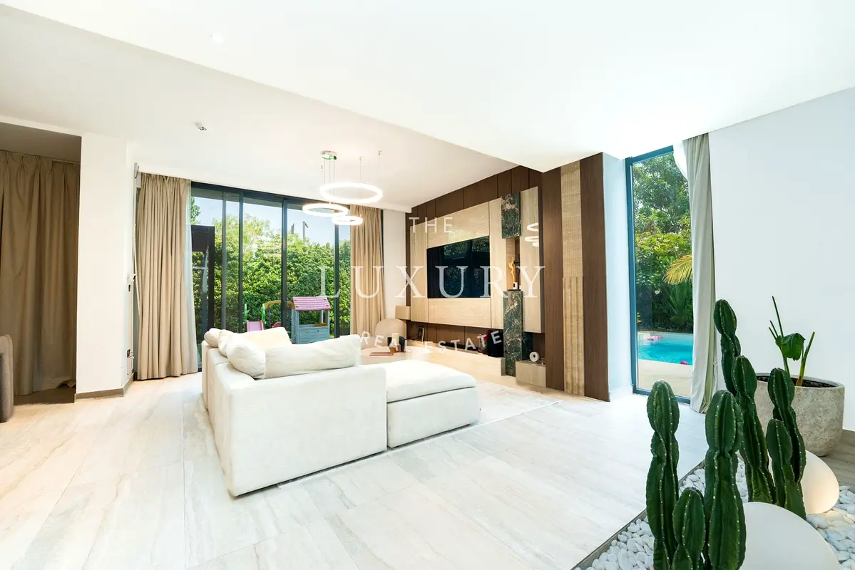 3+maid Big Layout | Golf Grove | Prime Location