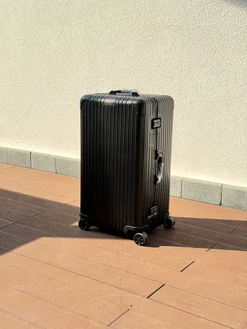 RIMOWA BLACK TRUCK