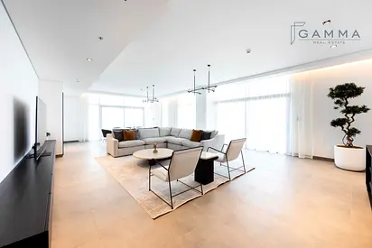 Large Corner Unit | Burj Khalifa View with 5* Amenities