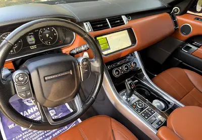 2017 LAND Rover RANGE ROVER SPORT photo 10