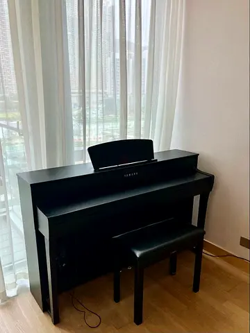 Yamaha Clavinova Digital Piano (Black)