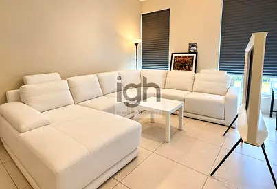 Downtown Location | Unfurnished | Covered Parking