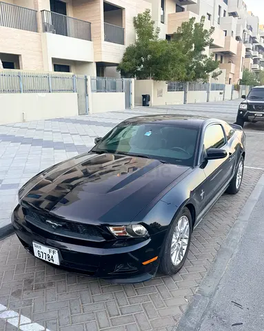 Ford Mustang 2012 V6 American Specs