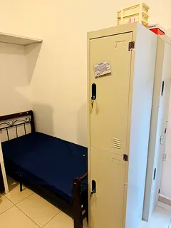 Neat Clean Bed Space For Bachelor Shabiya 12