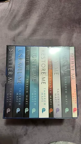 Shatter Me 9-book set