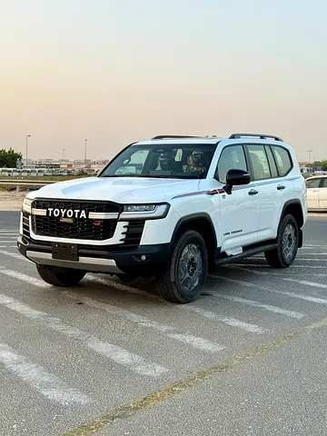 2026 Toyota Land Cruiser GR Sport GCC Specs