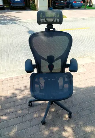 Remastered Version Herman Miller Aeron Office Chair Fully Options Excellent Condition With Headrest