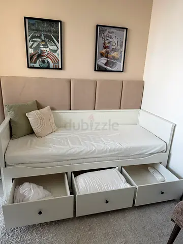 Ikea Hemnes with mattress