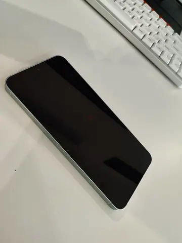 Samsung S25 128GB 12GB Ram Used one day