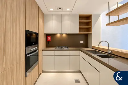 Spacious | 1 Bed | Unfurnished | Ellington
