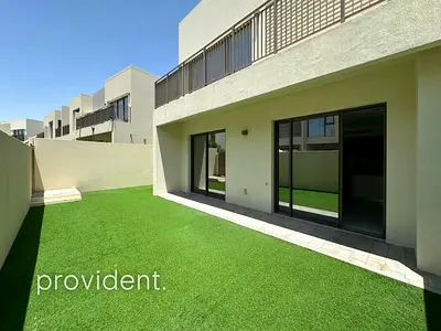 Elegant Townhouse | Vacant | Multiple Options